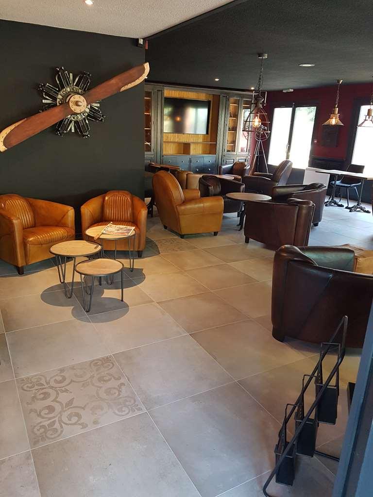 Kyriad Lille Est - Hem Restaurant photo